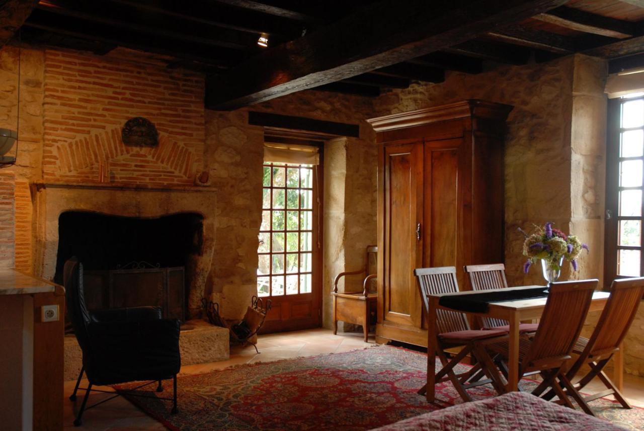 Chambres D'Hotes La Bastide Des Tremieres Saint-Antoine-de-Breuilh Exteriör bild