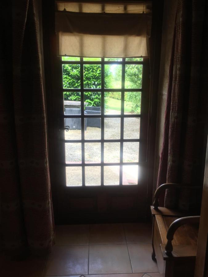 Chambres D'Hotes La Bastide Des Tremieres Saint-Antoine-de-Breuilh Exteriör bild